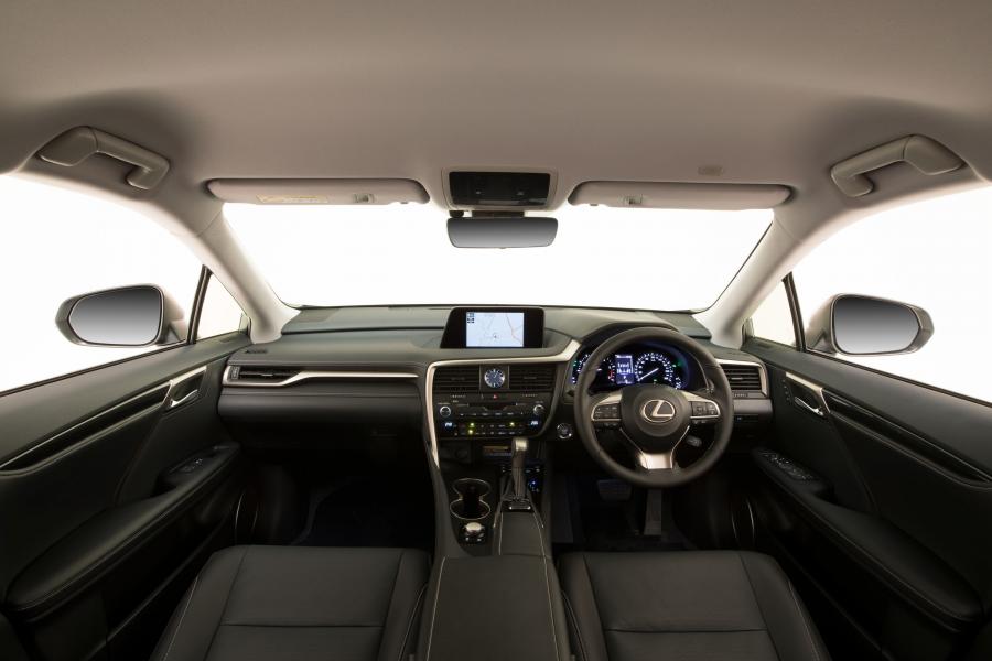 Торпедо Lexus RX350L 2018 года  (AU) (фото 17 из 17)